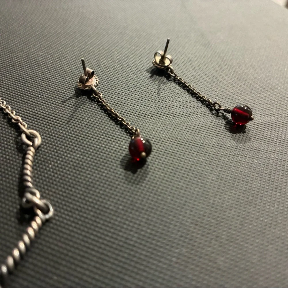 Rare Retired James Avery Garnet Necklace and Earring Set - Picture 3 of 8